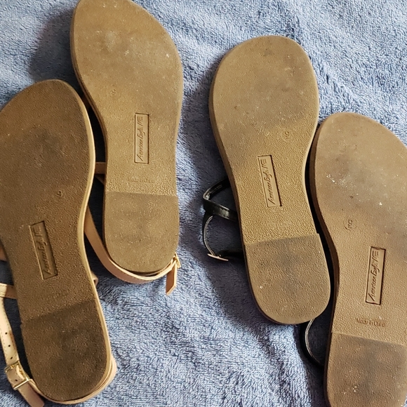Sandals - Picture 2 of 2